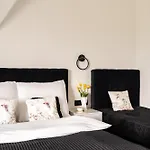 לינה וארוחת בוקר Siedmiu Kroli Rooms&spa בוקוווינה טטז'אנסקה