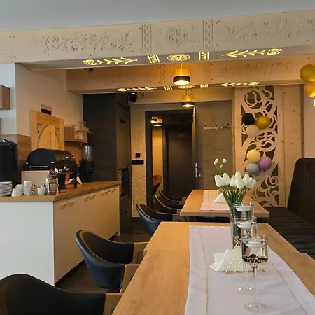 Bed & Breakfast Siedmiu Kroli Rooms&spa 3*